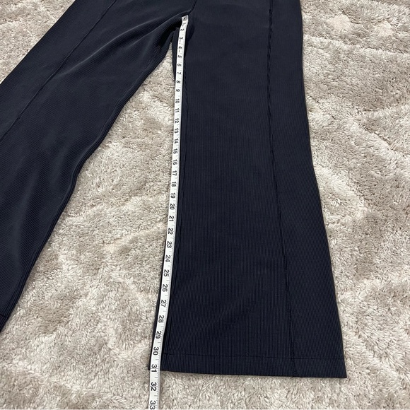Lululemon | Ribbed Softstreme Mid-Rise Pant 32" Black Size 10 - Picture 14 of 15